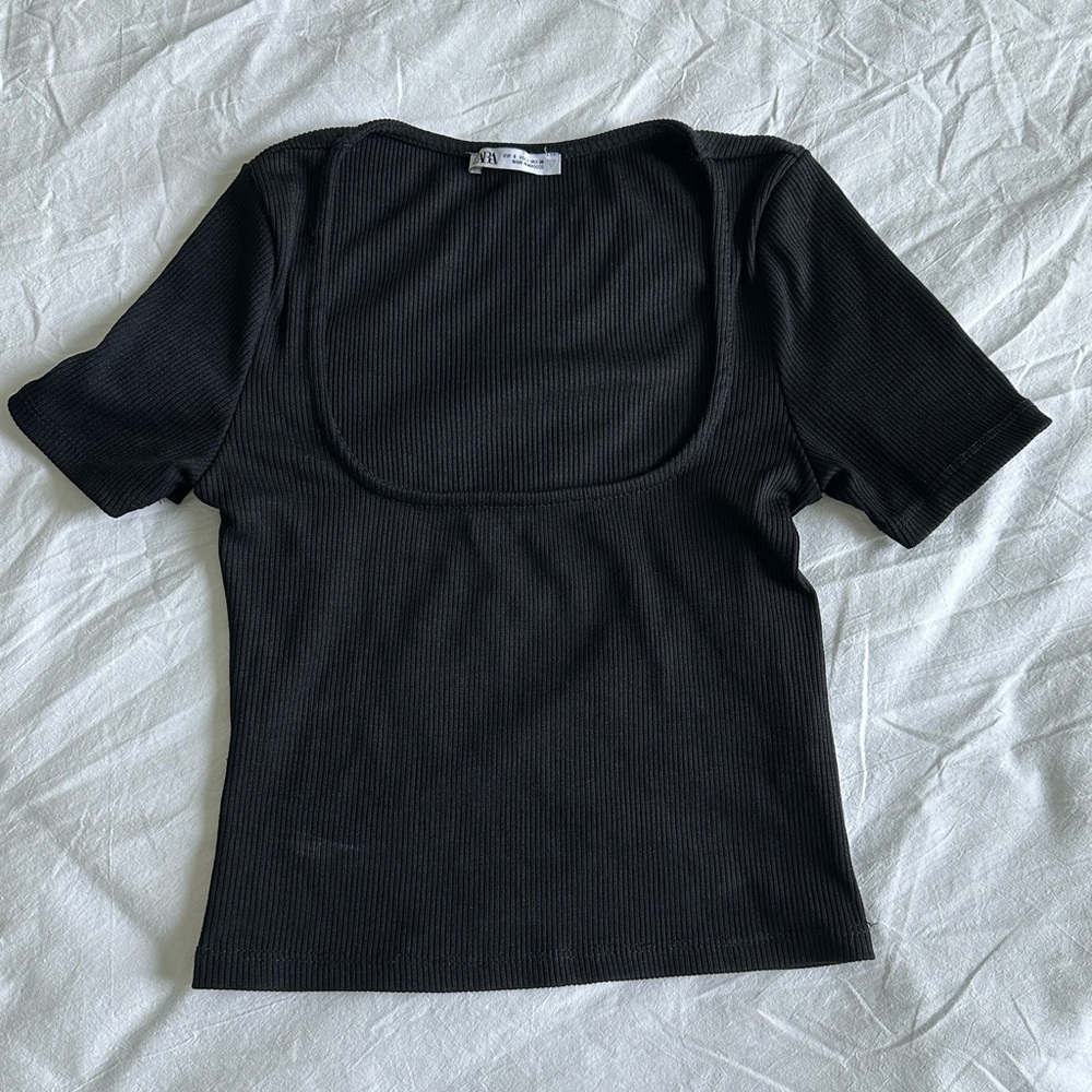 Zara Ribbed Top - Picture 2 of 3